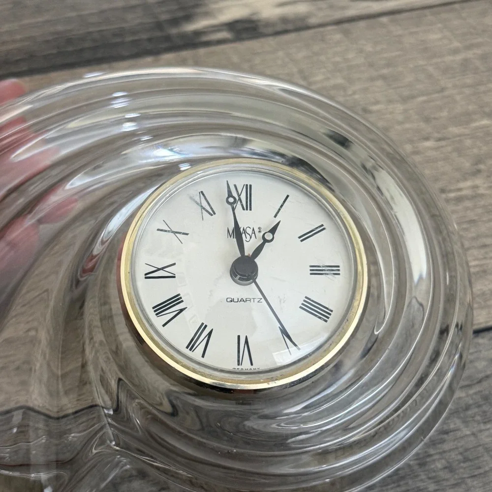 VTG Mikasa Crystal Wave Desk Clock Hermle Quartz Germany Roman Numeral Gold Tone